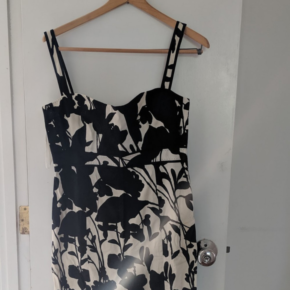 Elie Tahari Dresses & Skirts - Elie Tahari Cocktail Dress